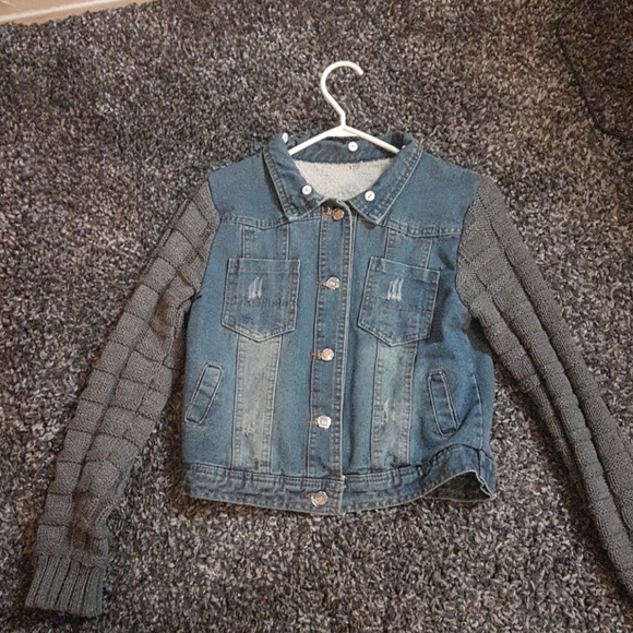 Jackets - Picture 1 of 2